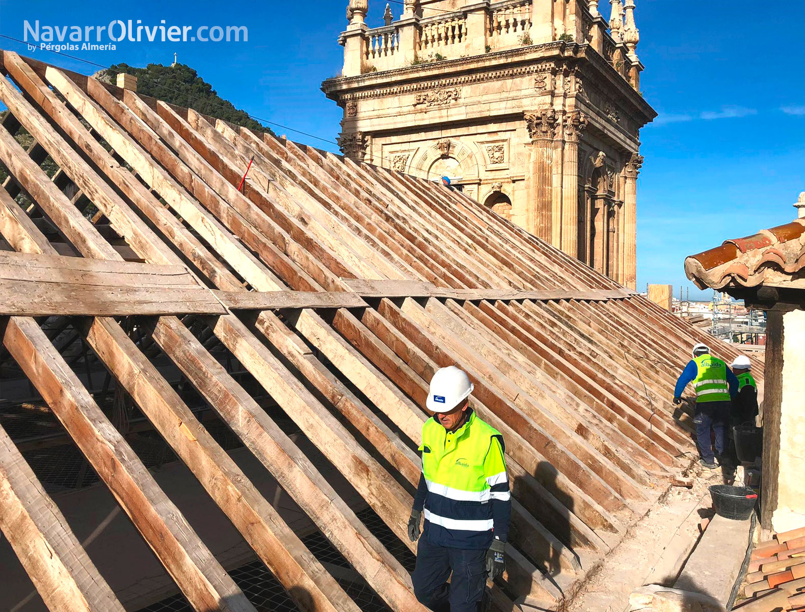Proceso de desmontaje de envolvente Catedral de Jaén