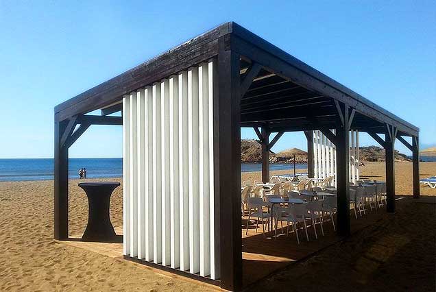 Pérgola desmontable diseño minimalista en Mazarrón, Murcia